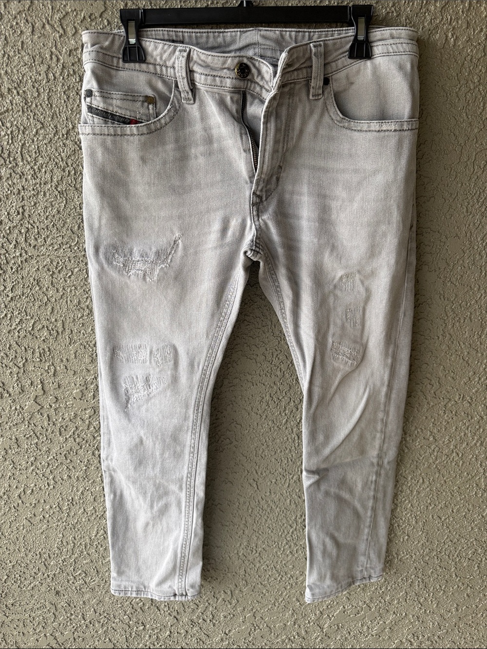 Diesel Men's Thavars Light Gray Distressed Slim Jeans